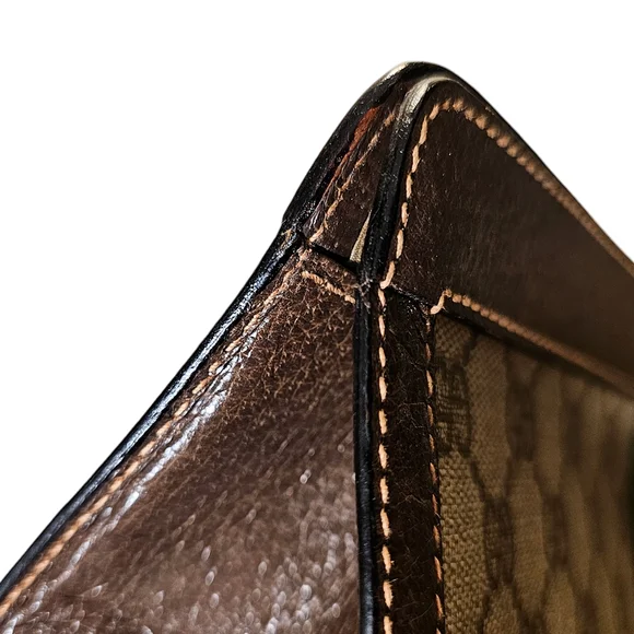 GUCCI CLUTCH - Picture 8 of 14